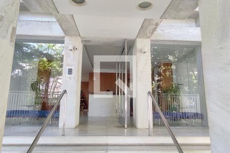 Apartamento para alugar com 156m², 3 quartos e 2 vagas Apartamento para alugar com 156m², 3 quartos e 2 vagasPortaria