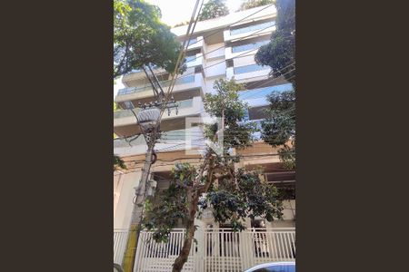 Apartamento para alugar com 156m², 3 quartos e 2 vagas Apartamento para alugar com 156m², 3 quartos e 2 vagasFachada