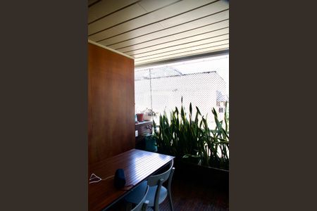 Apartamento para alugar com 156m², 3 quartos e 2 vagas Apartamento para alugar com 156m², 3 quartos e 2 vagasVaranda