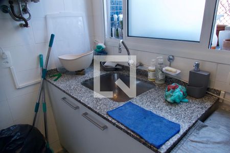 Apartamento para alugar com 156m², 3 quartos e 2 vagas Apartamento para alugar com 156m², 3 quartos e 2 vagasÁrea serviço