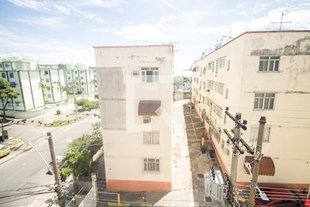 Vista do Quarto 1 de apartamento para alugar com 2 quartos, 65m² em Inhauma, Rio de Janeiro