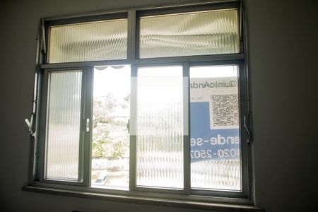 placa de apartamento para alugar com 2 quartos, 65m² em Inhauma, Rio de Janeiro