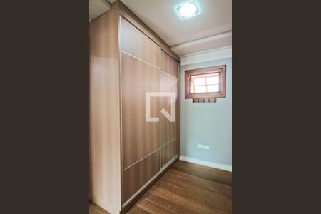 Casa de condomínio à venda com 396m², 4 quartos e 4 vagasSuíte 3