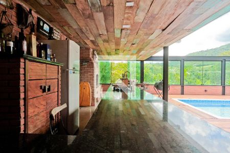 Casa de condomínio à venda com 396m², 4 quartos e 4 vagasÁrea Externa