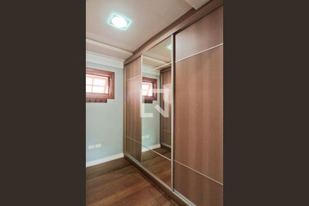 Casa de condomínio à venda com 396m², 4 quartos e 4 vagasSuíte 3