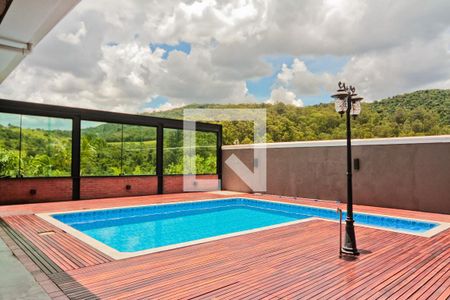 Casa de condomínio à venda com 396m², 4 quartos e 4 vagasÁrea Externa