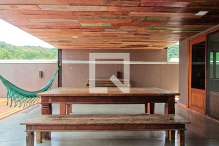 Casa de condomínio à venda com 396m², 4 quartos e 4 vagasÁrea Externa