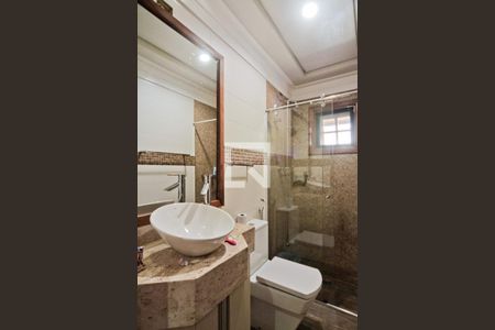 Casa de condomínio à venda com 396m², 4 quartos e 4 vagasBanheiro da Suíte 2