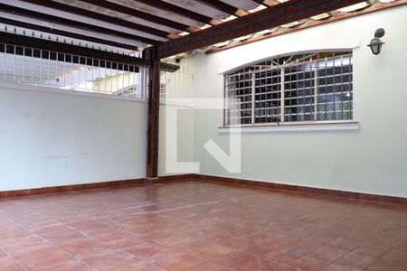 Casa à venda com 256m², 4 quartos e 2 vagasGaragem