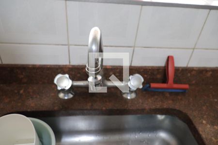 Casa à venda com 256m², 4 quartos e 2 vagascozinha