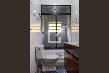 Casa à venda com 256m², 4 quartos e 2 vagasBanheiro da Suíte