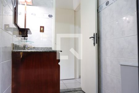 Casa à venda com 256m², 4 quartos e 2 vagasBanheiro da Suíte