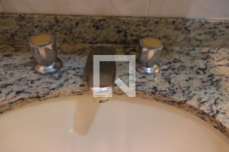 Casa à venda com 256m², 4 quartos e 2 vagasbanheiro do corredor