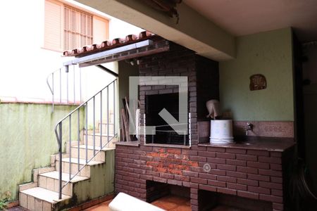 Casa à venda com 256m², 4 quartos e 2 vagasÁrea externa