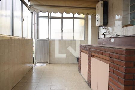 Casa à venda com 256m², 4 quartos e 2 vagasÁrea de Serviço