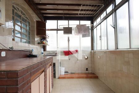 Casa à venda com 256m², 4 quartos e 2 vagasÁrea de Serviço