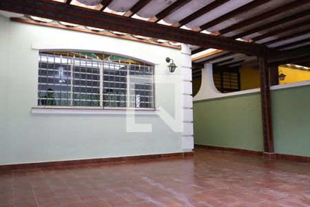 Casa à venda com 256m², 4 quartos e 2 vagasGaragem