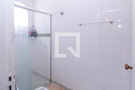 Casa à venda com 700m², 5 quartos e 6 vagasBanheiro 4