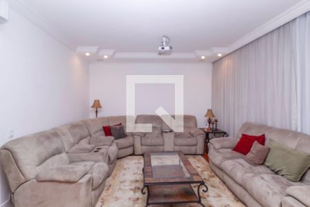 Sala de Cinema de casa à venda com 5 quartos, 700m² em Jardim Avelino, São Paulo