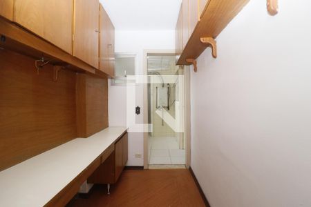 Apartamento à venda com 96m², 4 quartos e 1 vagaEscritório