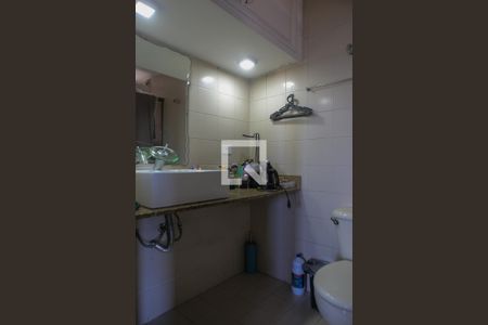 Apartamento para alugar com 240m², 3 quartos e 2 vagas Apartamento para alugar com 240m², 3 quartos e 2 vagasBanheiro