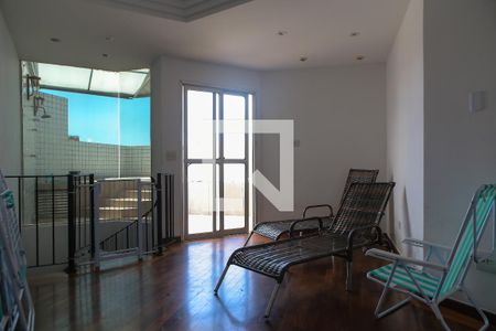 Apartamento para alugar com 240m², 3 quartos e 2 vagas Apartamento para alugar com 240m², 3 quartos e 2 vagasCobertura