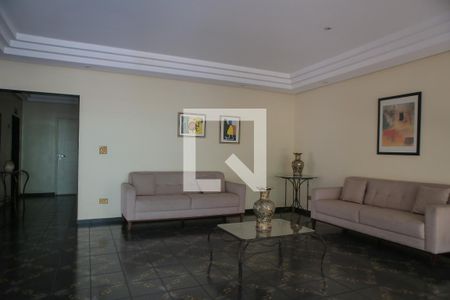 Apartamento para alugar com 240m², 3 quartos e 2 vagas Apartamento para alugar com 240m², 3 quartos e 2 vagasHall de entrada