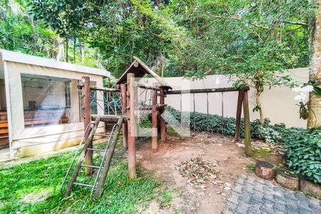 Apartamento para alugar com 99m², 2 quartos e 2 vagas Apartamento para alugar com 99m², 2 quartos e 2 vagasÁrea Comum - Playground 2