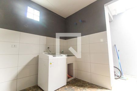 Casa para alugar com 80m², 2 quartos e 1 vaga Casa para alugar com 80m², 2 quartos e 1 vagaÁrea de Serviço