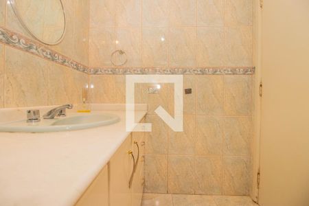 Apartamento à venda com 169m², 3 quartos e 1 vaga Apartamento à venda com 169m², 3 quartos e 1 vagaBanheiro Social