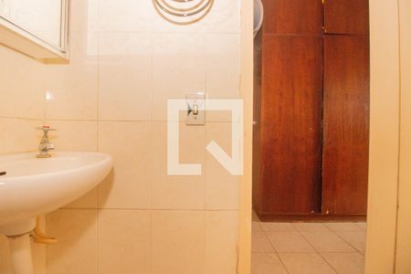 Apartamento à venda com 169m², 3 quartos e 1 vaga Apartamento à venda com 169m², 3 quartos e 1 vagaBanheiro Auxiliar