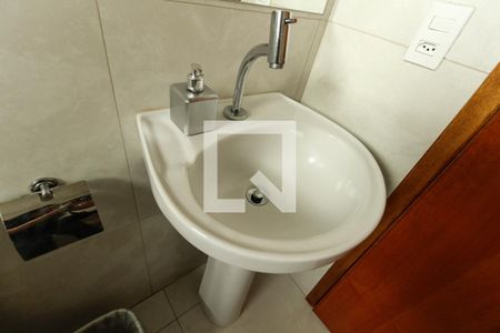 Casa para alugar com 16m², 1 quarto e sem vagaDetalhe Banheiro