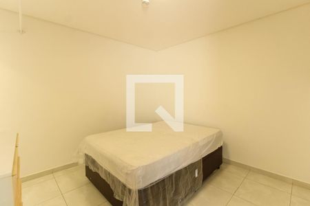 Quarto de casa para alugar com 1 quarto, 30m² em Vila Invernada, São Paulo