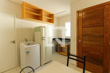 Cozinha de casa para alugar com 1 quarto, 30m² em Vila Invernada, São Paulo