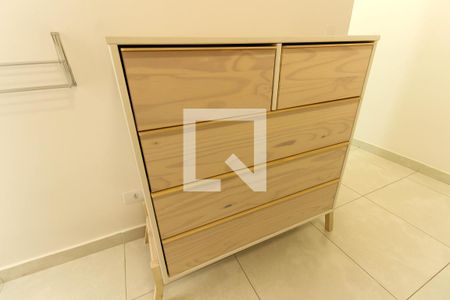Detalhe Quarto de casa para alugar com 1 quarto, 30m² em Vila Invernada, São Paulo