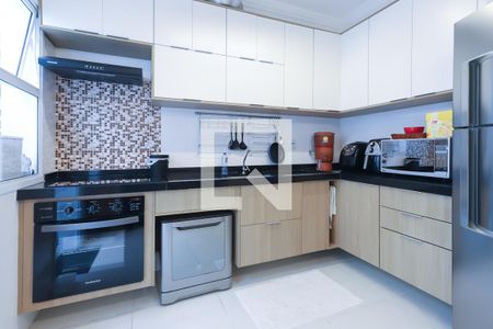 Casa à venda com 82m², 2 quartos e 2 vagas Casa à venda com 82m², 2 quartos e 2 vagasCozinha