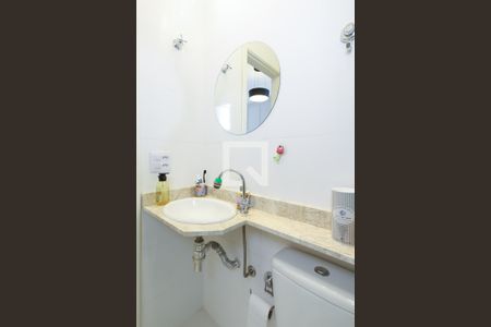 Casa à venda com 82m², 2 quartos e 2 vagas Casa à venda com 82m², 2 quartos e 2 vagasBanheiro da Suíte 1