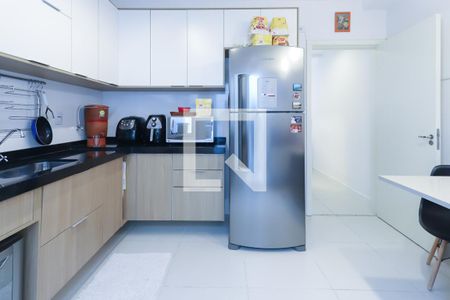 Casa à venda com 82m², 2 quartos e 2 vagas Casa à venda com 82m², 2 quartos e 2 vagasCozinha