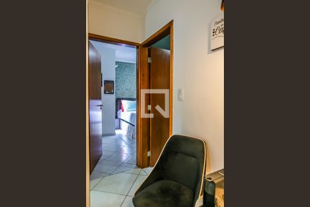 Corredor de apartamento à venda com 2 quartos, 92m² em Vila Clarice, Santo André