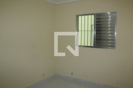 Quarto de casa para alugar com 1 quarto, 40m² em Jardim Guarapiranga, São Paulo