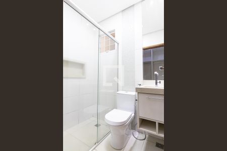 Banheiro Suíte de casa para alugar com 2 quartos, 114m² em Rua Paschoal Bardaro, Ribeirão Preto