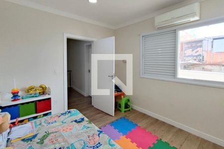 Casa à venda com 226m², 4 quartos e 4 vagas Casa à venda com 226m², 4 quartos e 4 vagasQuarto 2