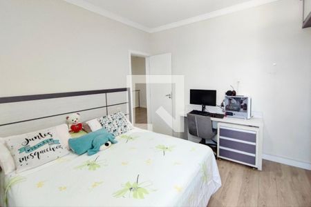 Casa à venda com 226m², 4 quartos e 4 vagas Casa à venda com 226m², 4 quartos e 4 vagasQuarto suíte 1