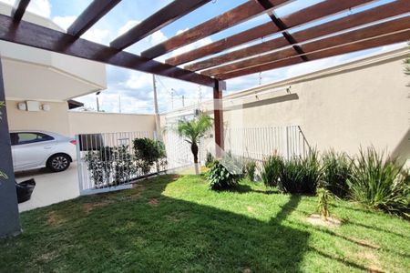 Casa à venda com 226m², 4 quartos e 4 vagas Casa à venda com 226m², 4 quartos e 4 vagasJardim