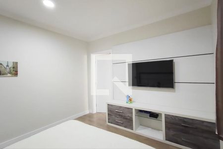 Casa à venda com 226m², 4 quartos e 4 vagas Casa à venda com 226m², 4 quartos e 4 vagasQuarto suíte 2