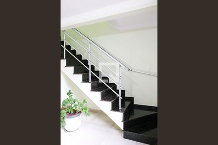 Casa à venda com 113m², 3 quartos e 4 vagas Casa à venda com 113m², 3 quartos e 4 vagasAcesso aos Quartos