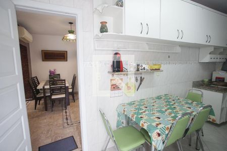 Casa de condomínio à venda com 140m², 3 quartos e 3 vagasCozinha