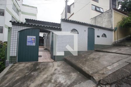 Casa de condomínio à venda com 140m², 3 quartos e 3 vagasFachada da Casa e Placa