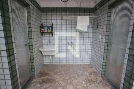 Casa de condomínio à venda com 140m², 3 quartos e 3 vagasÁrea de Serviço