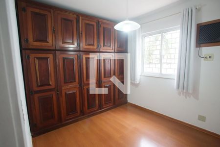 Casa de condomínio à venda com 140m², 3 quartos e 3 vagasQuarto 